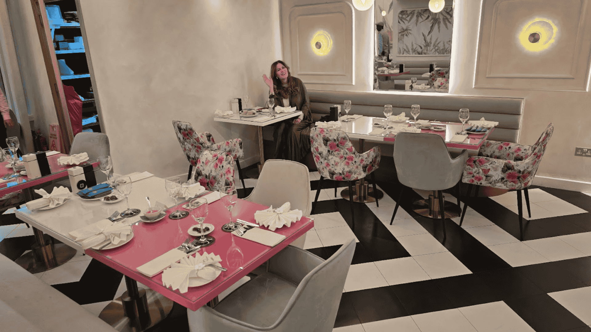 restaurant