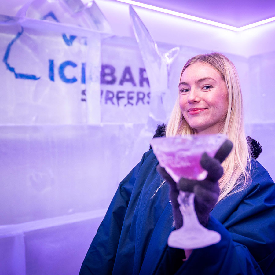 bar