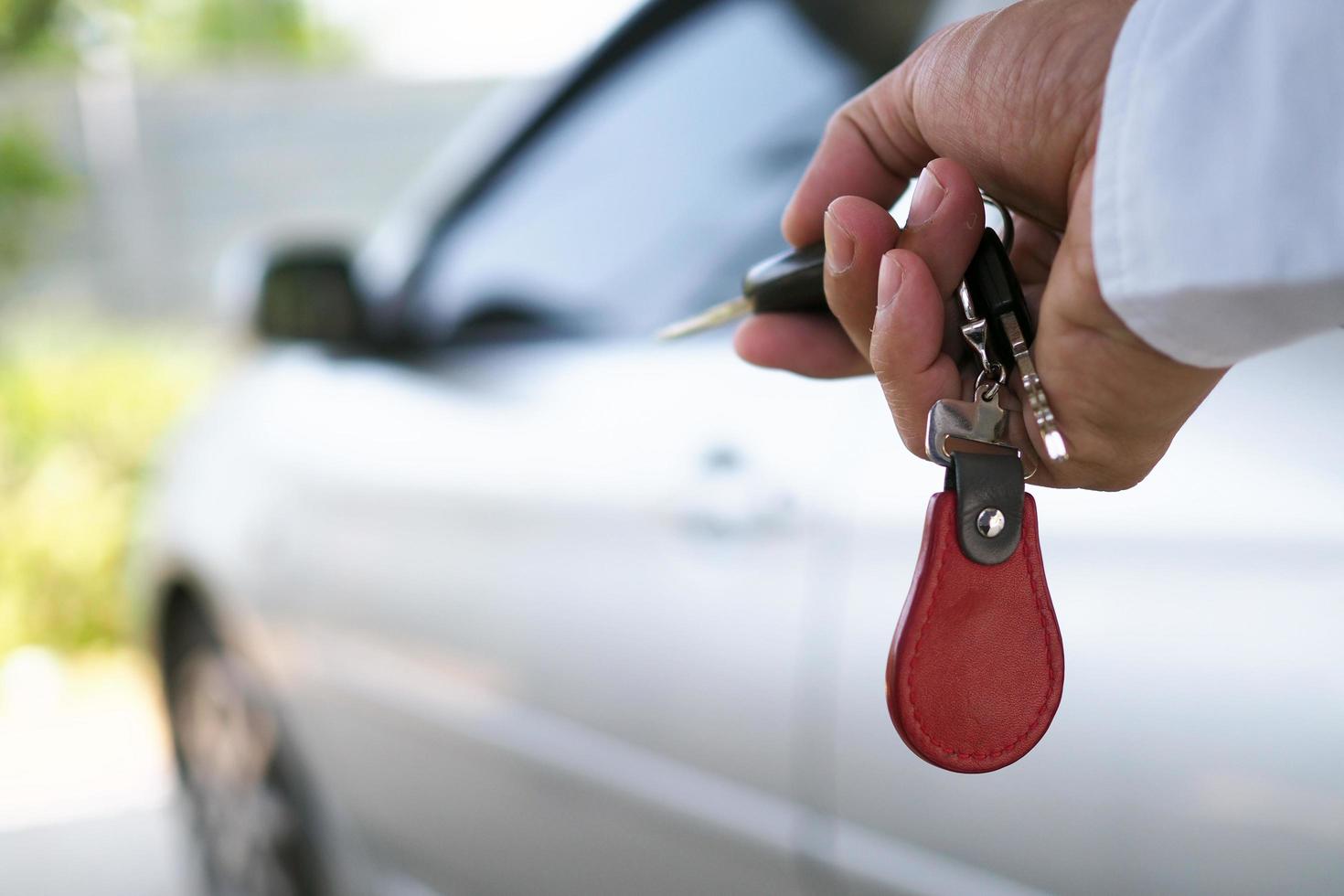 car-dealer