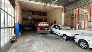 car-dealer